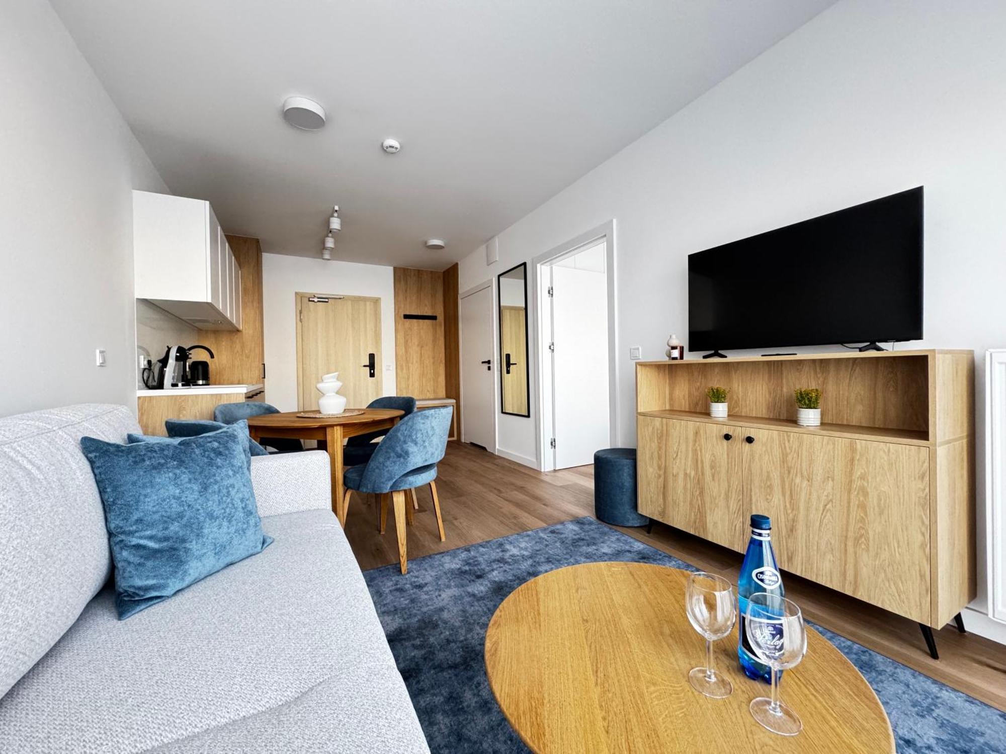 Aparthotel Anchoria Holiday Honest-Serwis Mechelinki Esterno foto